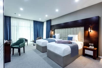 Parallel Hotel 4*